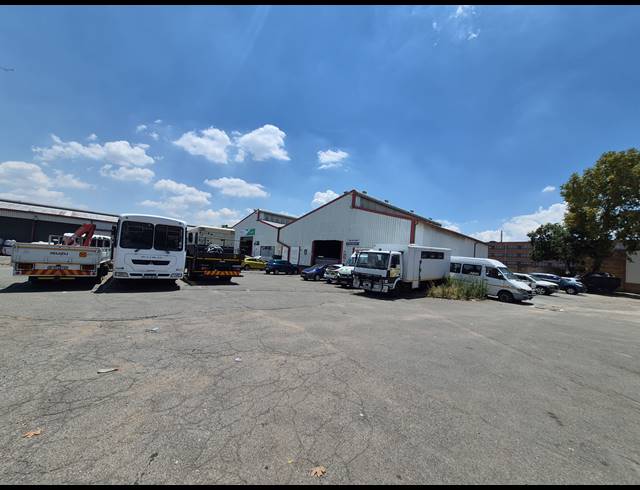 9,000M² WAREHOUSE FOR SALE IN DENVER